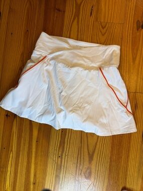 Sincerely Jules White Active Skirt with Orange Accent